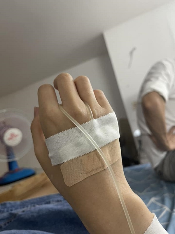 Ảnh truyền nước trong bệnh viện đẹp