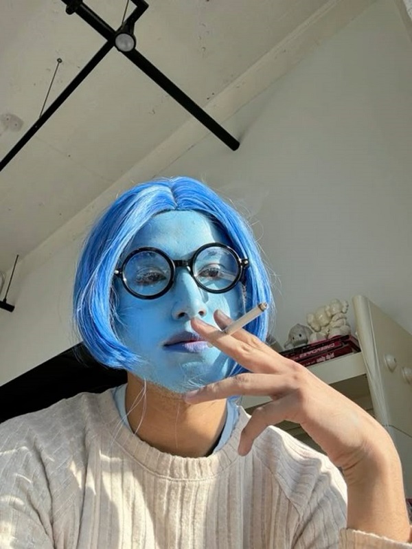 Meme hút thuốc 23